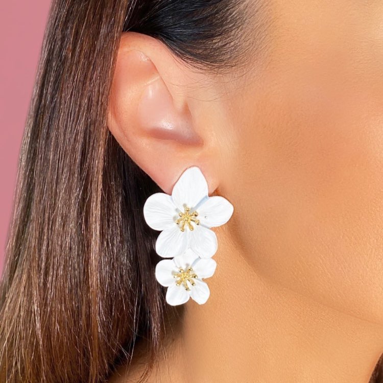 Model wearing Painted Alloy Flower Statement Earrings with Gold Centres-White
